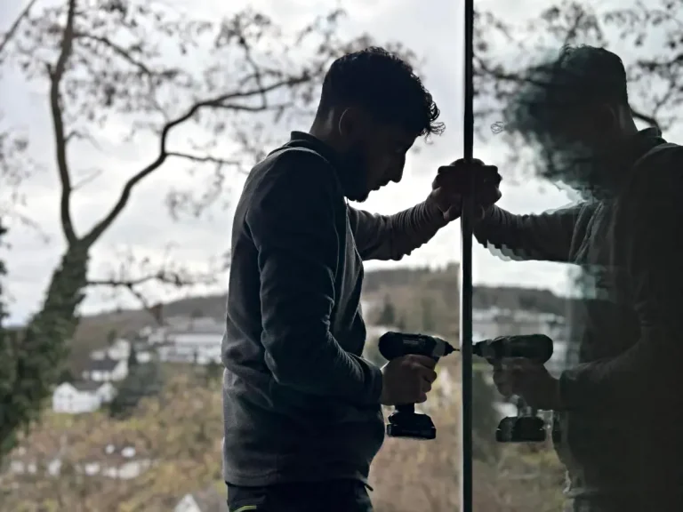 Abdichtung eines undichten Fensterrahmens