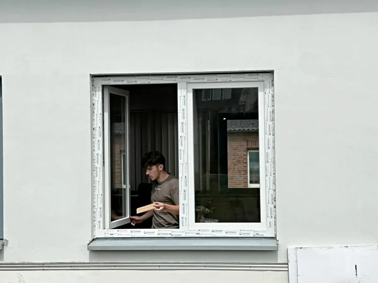 Austausch einer verschlissenen Fensterdichtung